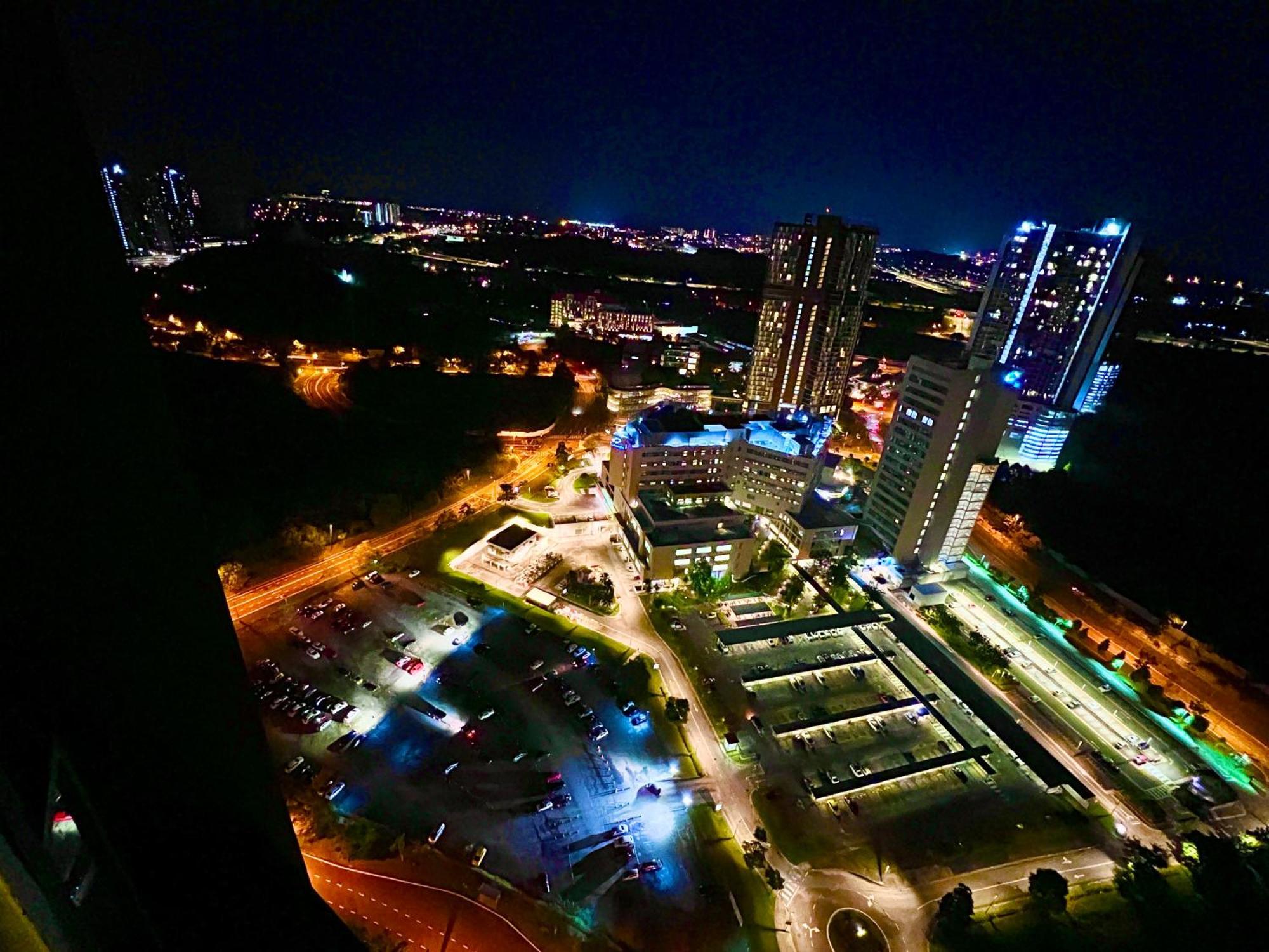 Legoland-Happy Wonder Love Suite-Elysia- Max8Pax-With Garden-Pool View Nusajaya  Dış mekan fotoğraf